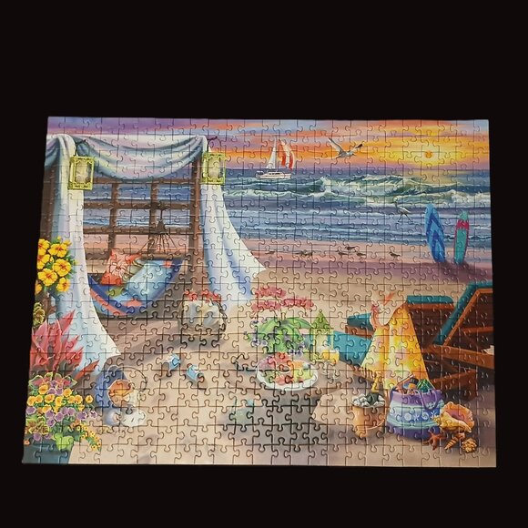Ravensburger Cabana Retreat Jigsaw Puzzle, 500 Pieces - Picture 2 of 3